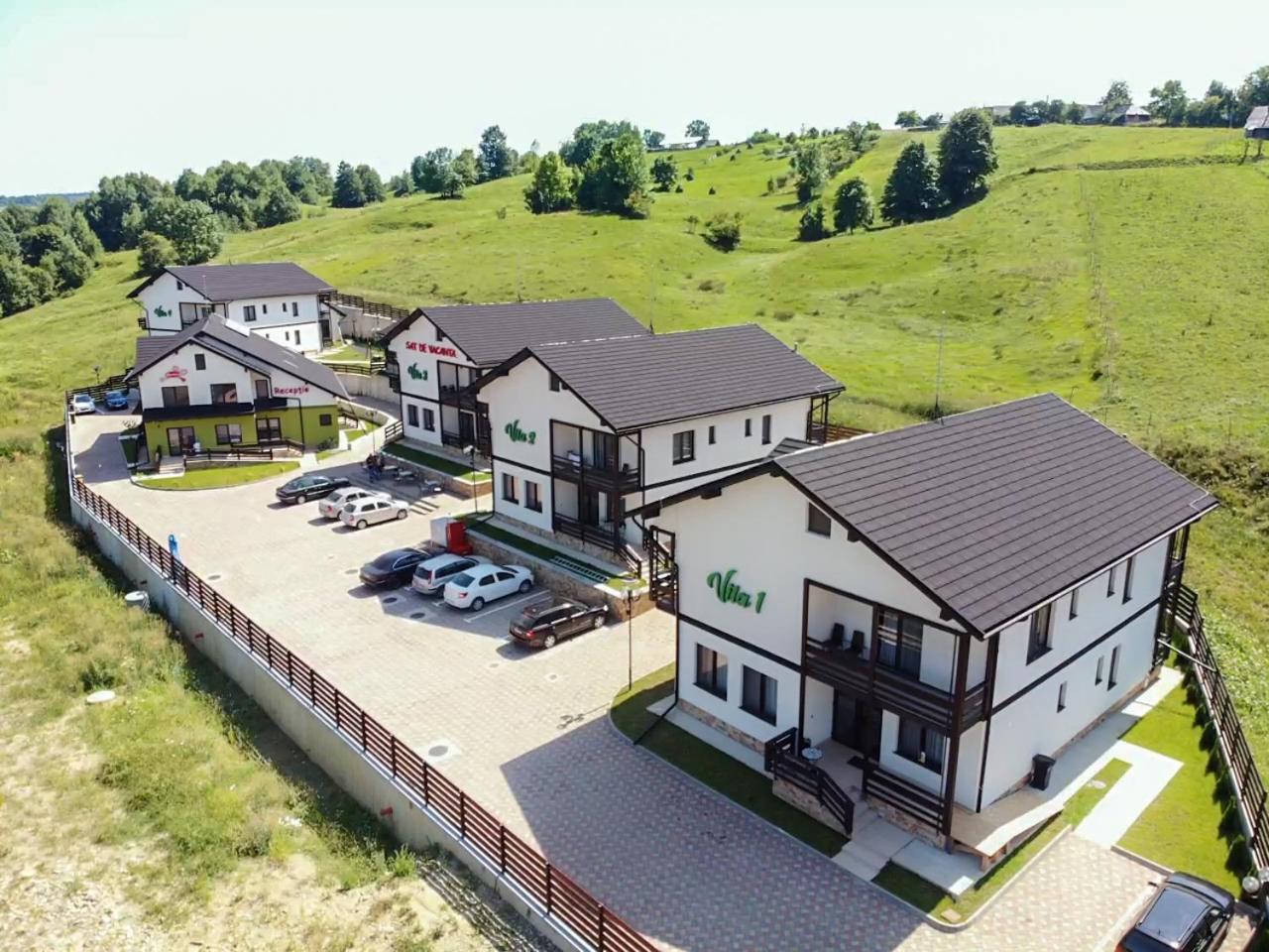 Sat De Vacanta Martisorul Качика Экстерьер фото